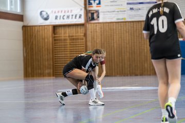 Bild 169 - wBJ HSG Kremperheide/Muensterdorf - HSG Joerl-Doppeleiche Vioel : Ergebnis: 34:23